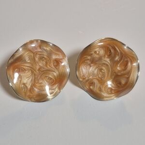 Vintage Avon Peach and Tan Swirled Round Enameled Gold-tone Clip-on Earrings